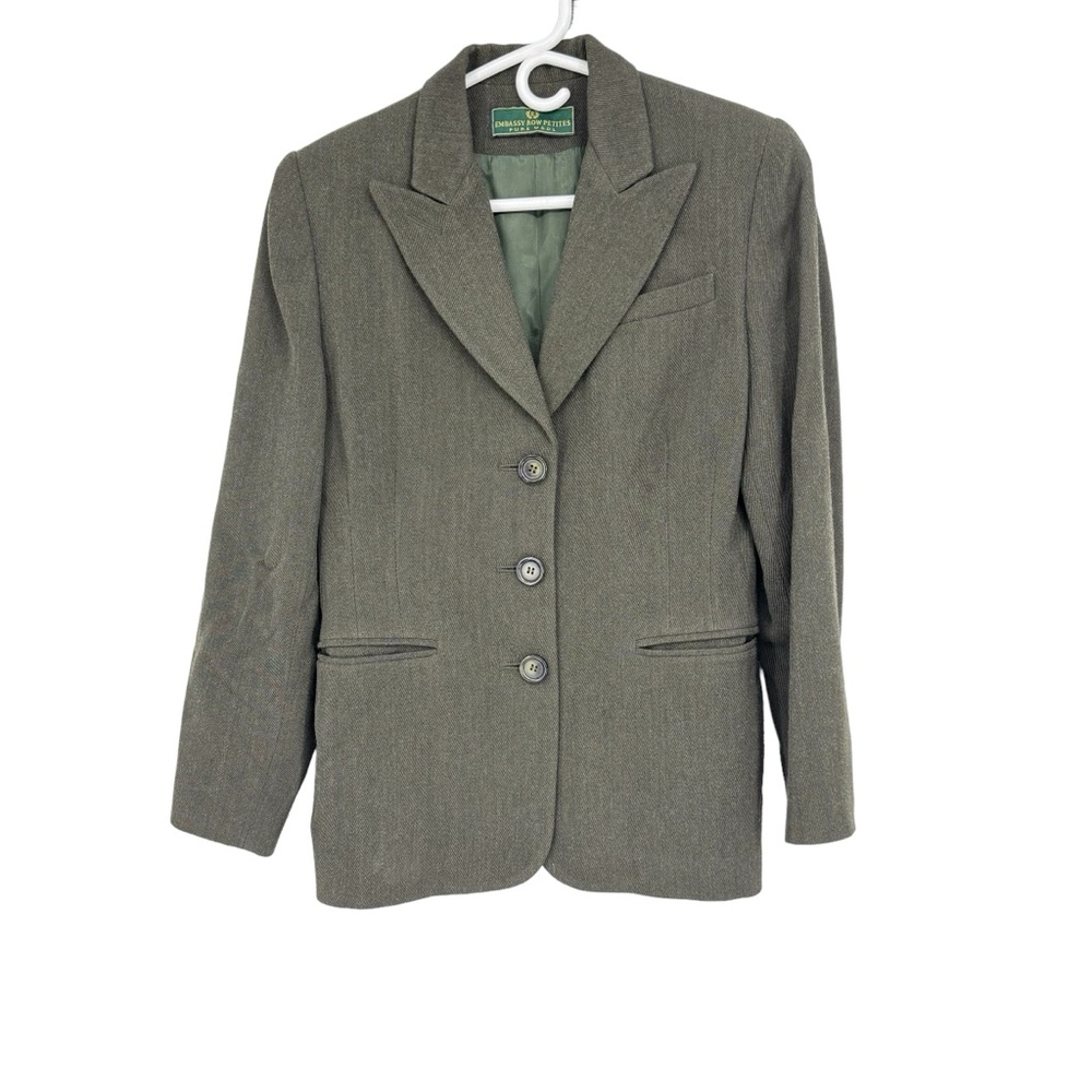 *Women’s Vintage Embassy Row Petites Size 2 Petite Brown 3 Button Blazer Jacket